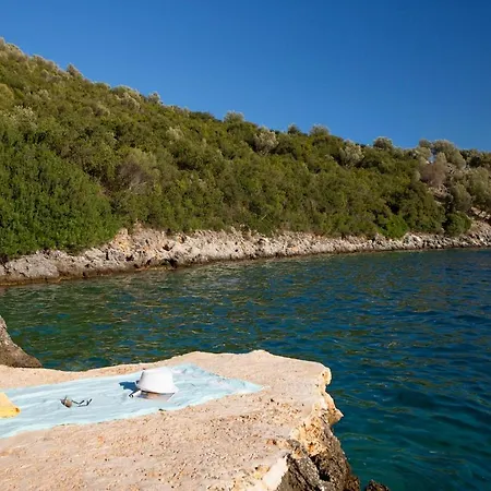 Kastos -stylish With Private Sea Access 别墅
