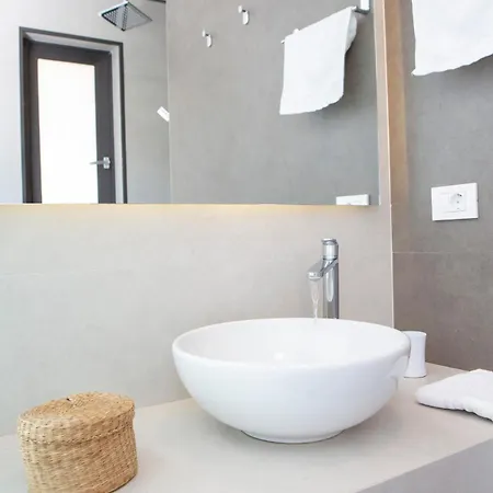 Kastos -stylish With Private Sea Access *